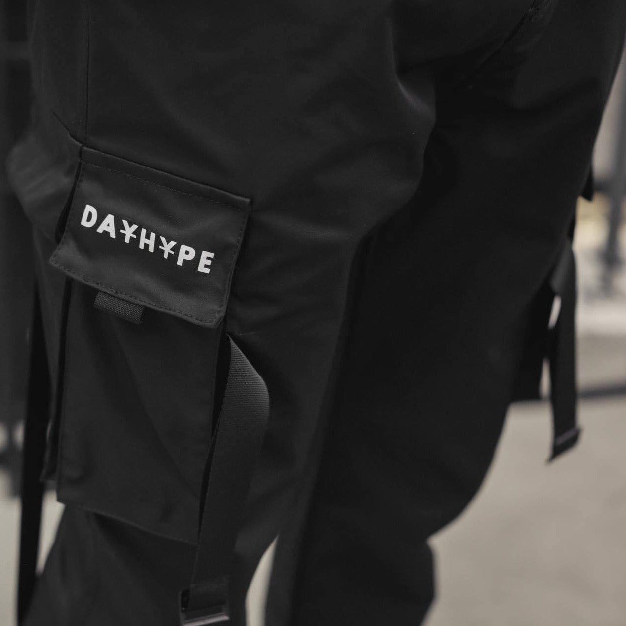 DAYHYPE Combat Joggers